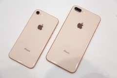 Nên làm gì trong lúc chờ đợi iPhone X lên kệ?