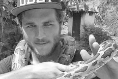 Nhiếp ảnh gia chiến trường "dởm" đã lừa dối cả thế giới như thế nào?