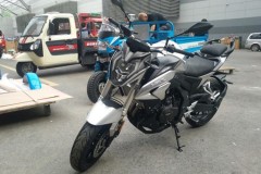 Ra mắt Loncin HR7 - Phiên bản nhái của Honda CB500F