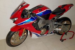 Siêu mô tô hàng hiếm Honda CBR1000RR SP2 2017 mới về Việt Nam đã tìm được chủ nhân