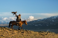 Thảo nguyên du mục ký sự: Khúc tình ca từ những chiếc bát đầy cảm xúc của người Mông Cổ