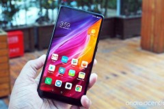 Quên iPhone X và 50 triệu đi, đây là 5 smartphone viền mỏng có giá rẻ hơn nhiều