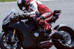 Ducati V4 Superbike công suất "khủng" chạy thử cùng âm thanh cực rát