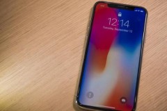 iPhone X tuy có giá cao nhưng bán không lời nhiều bằng iPhone 7
