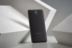 Sắp xuất hiện smartphone màn hình 6.44 inch trang bị tới 4 camera