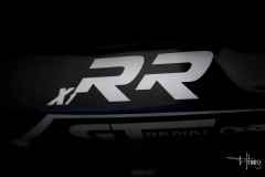 X1r độ đầy cứng cáp khoe dáng hầm hố giữa khung ảnh tối đầy ma mị