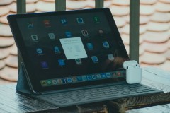 AirPods có còn là trò cười như hồi mới ra mắt?