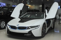 Ảnh chi tiết BMW i8 của thiếu nữ Hà Thành