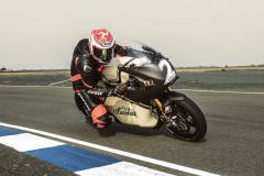 Chiêm ngưỡng cận cảnh và sức mạnh của Sarolea SP7 - mẫu Xe Điện Đua đầu tiên được trình làng