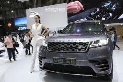 Chi tiết Land Rover Range Rover Velar giá từ 5,1 tỷ đồng