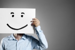 [Cuộc sống] 8 dấu hiệu nhận biết những người chỉ tốt một cách giả tạo mà bạn nên tránh