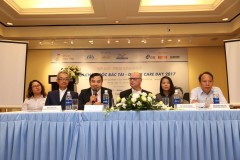 Đã có 5000 bác tài ở hai miền Nam, Bắc tham gia chương trình Drive Care Day 2017