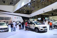 Đông Phong mang “dàn xe” hùng hậu tới VIMS 2017