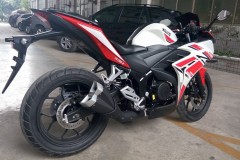 "Hàng nhái" XGJAO RZ35 của Yamaha R3 chốt giá rẻ kinh ngạc