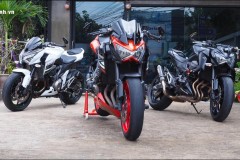 Kawasaki Z800 độ-'tê giác' hầm hố cùng dàn chân móng đỏ