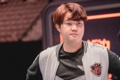 LMHT: Ngôi sao SKT hết lời khen ngợi những đội tuyển châu Âu sau khi lọt vào vòng Bán Kết