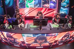 LMHT: Phản ứng của cộng đồng LMHT khi SKT chiến thắng nghẹt thở trước RNG tại Bán Kêt