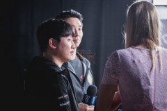 Longzhu Khan:"Tôi thấy rất nhàm chán nếu phải theo dõi 2 “con trâu” đánh nhau ở đường trên"