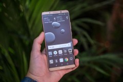 Ngôi vương đang chờ Huawei nhờ vào doanh số khủng