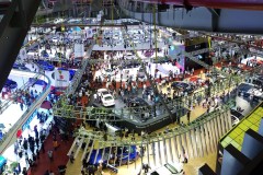 Nhu cầu mua ô tô của người Việt ngày càng tăng cao