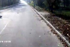 Rẽ trái không xi nhan, ôtô tải khiến tài xế xe máy tử nạn