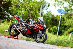 Suzuki GSX-R1000 k7 độ sinh ra mang sứ mệnh 'Kẻ thống lĩnh đường đua'
