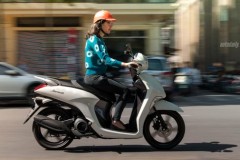 3 điều chị em hay quên khi đi xe máy