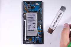 Cùng xem chi tiết nội thất Galaxy Note8 qua video ‘’mổ bụng’’ của JerryRigEverything