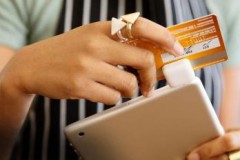 Chuyện gì xảy ra nếu bạn không ký tên sau khi thanh toán thẻ?