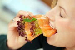 [Cuộc sống] Đã bao giờ bạn tự hỏi "Nếu như nhịn ăn quá nhiều thì chuyện gì sẽ xảy ra?"