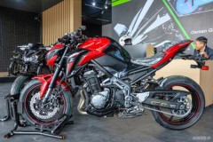 Kawasaki Z900 ABS 2018 về Việt Nam, giá 288 triệu đồng