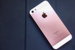 Sau hơn một năm ra mắt, iPhone SE vẫn cho thấy mình thật xuất sắc