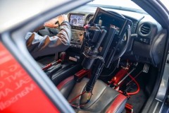 Xe đua điều khiển bằng tay cầm game PlayStation 4