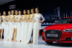 [VIMS 2017] Đến triển lãm xem Range Rover Velar, nguyên dàn Mercedes-AMG, cùng nhiều xe khác