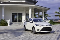 Càng về cuối năm, thị trường Ô tô Việt Nam càng biến động khôn lường