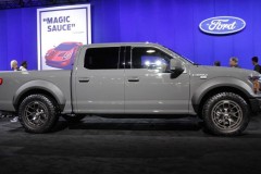 Ford F-150 RTR: tăng lực và tăng thẩm mỹ ở cả ngoại thất và nội thất