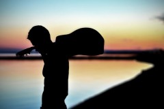 Tại sao kết bạn nhiều khiến bạn thậm chí cô đơn hơn?