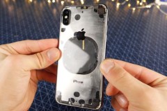 Cách làm mặt lưng của iPhone X trở nên trong suốt