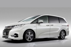 Điểm qua những mẫu xe giảm giá cả trăm triệu đồng dịp cuối năm