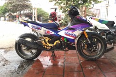 Exciter 150 độ dàn chân cứng cáp & đẹp mắt của biker Hà Nội