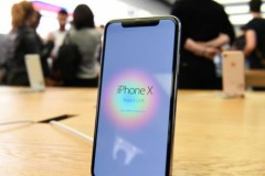 Buôn iPhone X như chơi chứng khoán”