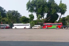 Hà Nội: "Điểm đỗ xe" trái phép mới “mọc” ra ở sát hồ Thiền Quang