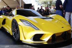 Hennessey Venom F5 hé lộ bảng điều khiển kỹ thuật số và vô lăng bọc carbon đa chức năng