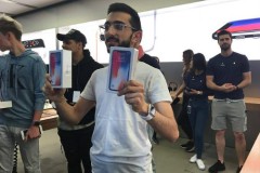 Người đầu tiên đã mua được iPhone X với giá 41,5 triệu đồng