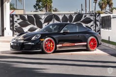 Porsche 911 R không ngừng bị “làm giá” trên thị trường xe cũ, lên đến hơn 9 tỷ đồng