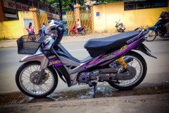 Sirius 110 độ tinh tế với phong cách tím thủy chung