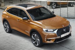 SUV thể thao DS7 Crossback giá từ 837 triệu đồng
