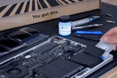 iFixit: Từ bán linh kiện máy tính cũ đến cuộc đua “mổ” iPhone