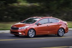 Đánh giá xe Kia Cerato 2.0 2016 sau 10.000km sử dụng