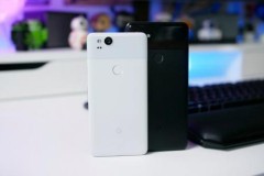 Hãy thổi vào cổng micro của smartphone nếu micrphone mất tiếng